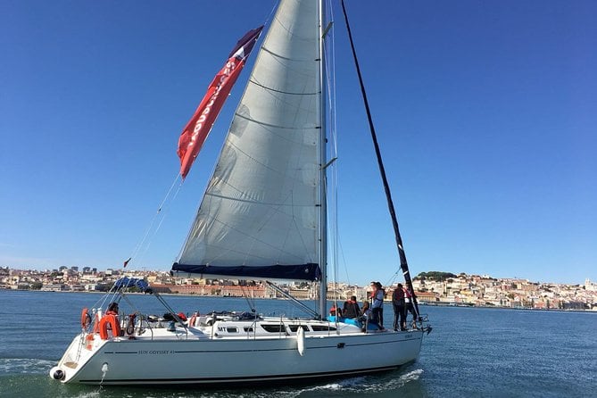 Small-Group Sailing Tour on the Tagus River From Lisbon - Accessibility and Recommendations