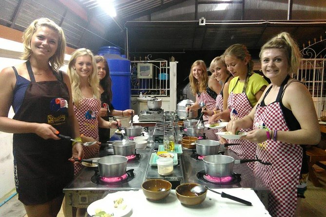 Small-Group Smart Thai Cooking Class in Krabi - Class Schedule and Timings