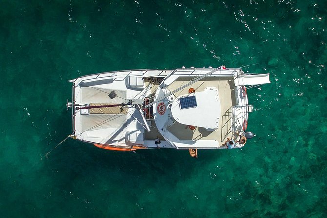 Small Group Snorkeling Cruise With Open Bar and Light Snacks - Safety and Accessibility