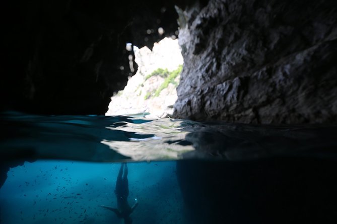 Small Group Sorrento Coast & Capri Boat Day Tour From Positano - Complimentary Refreshments