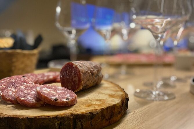 Small Group Sorrento Wine Tasting Experience With a Sommelier - Meeting Point and Accessibility