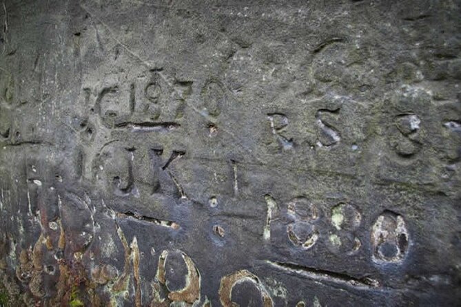 Small-Group St. James Cemetery Tour in Liverpool - Accessibility
