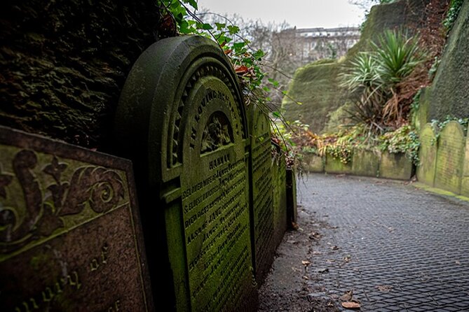 Small-Group St. James Cemetery Tour in Liverpool - Exploring Liverpools History