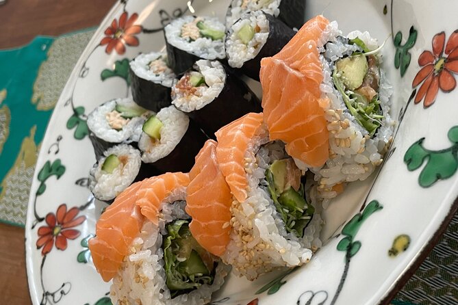 Small Group Sushi Roll and Tempura Cooking Class in Nakano - Crispy Tempura Bites