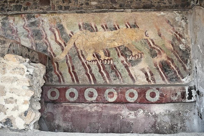 Small Group: Teotihuacan Pyramids and Shrine of Guadalupe From Mexico City - Booking Information and Tips