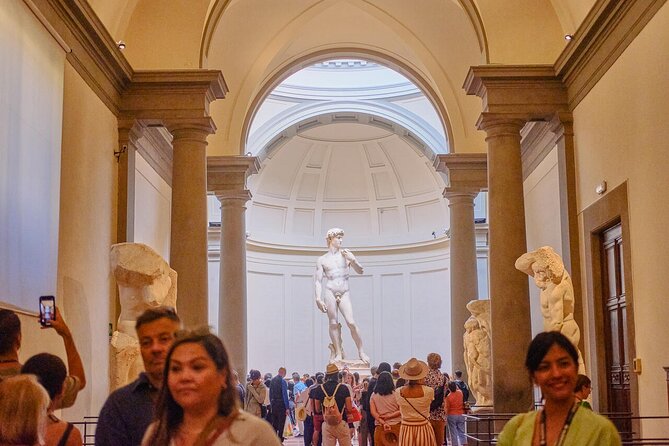 Small Group Tour: Accademia Gallery - Location and Duration