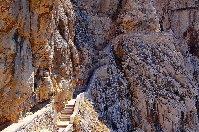 Small Group Tour Alghero, Capo Caccia & Neptunos Grottos. SARDINIA - ITALY - Inclusions and Logistics