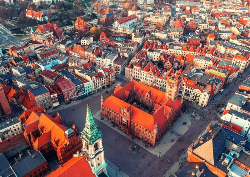 Small-Group Tour From Warsaw to Torun With Lunch - Itinerary Highlights