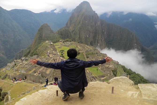 Small-Group Tour: Guide Service in Machu Picchu From Cusco - Inclusions and Logistics