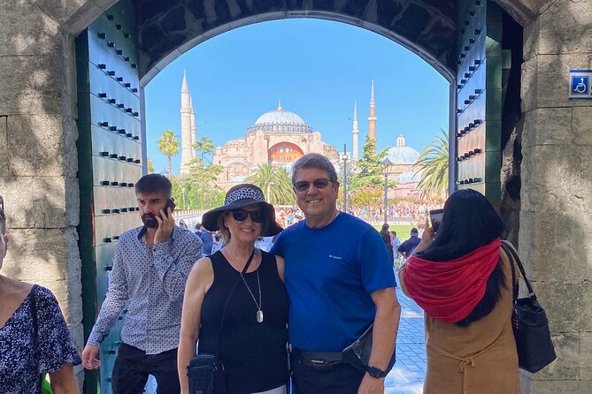 Small Group Tour: Hagia Sophia, Basilica Cistern, Blue Mosque and Grand Bazaar - Tour Details