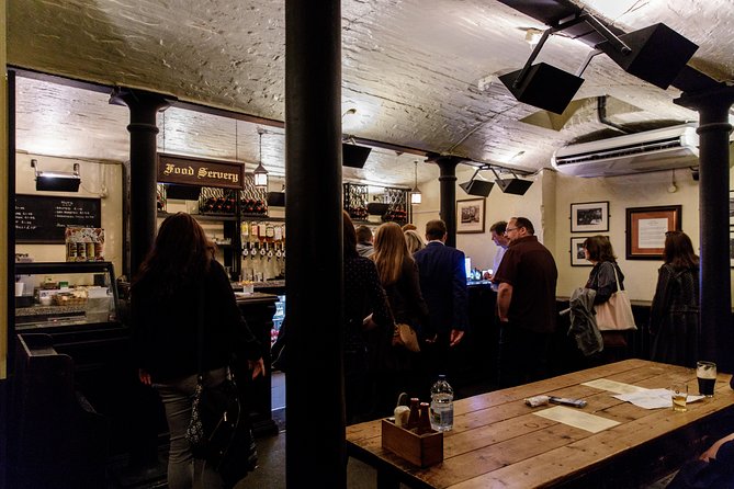 Small-Group Tour: Historical Pub Walking Tour of London - Meeting Details