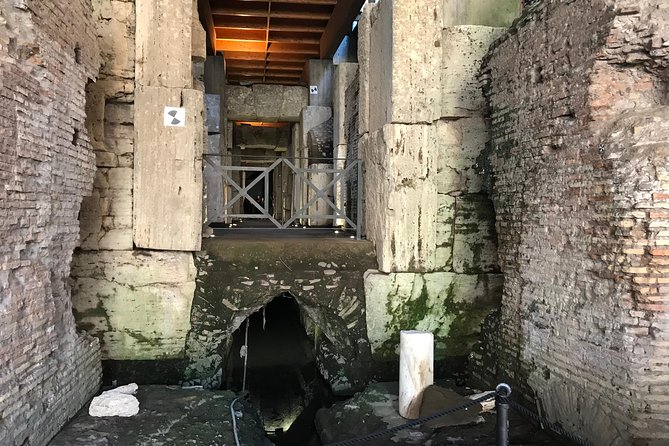 Small Group Tour of Colosseum With Dungeons - Tour Inclusions and Costs