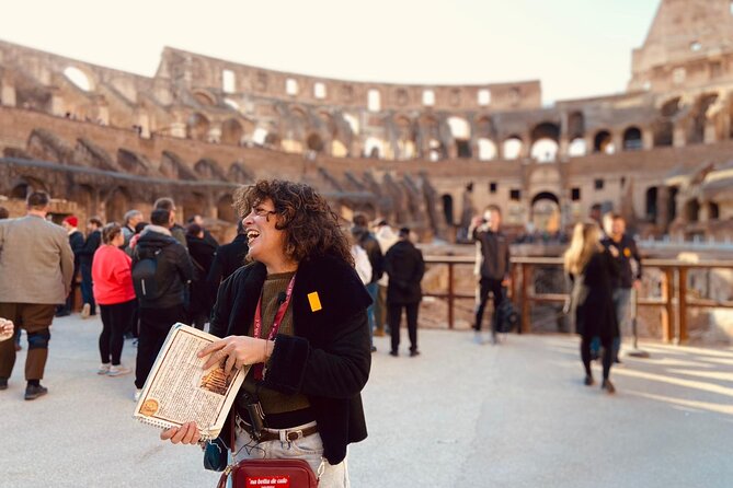 Small Group Tour of Colosseum With Dungeons - Navigating the Roman Forum
