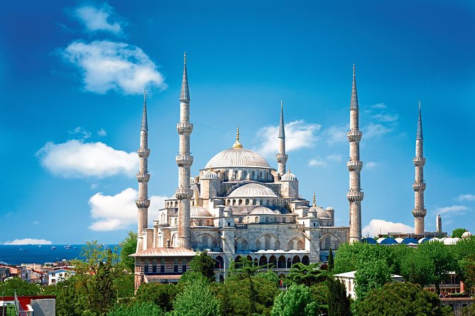 Small Group Tour of Istanbul Highlights Morning - Exploring Hagia Sophia