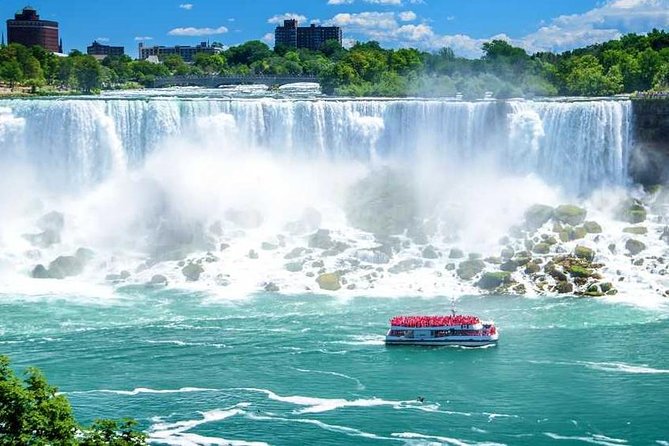 Small Group Tour of Niagara With Boat Cruise From Toronto - Pickup and Meeting Information