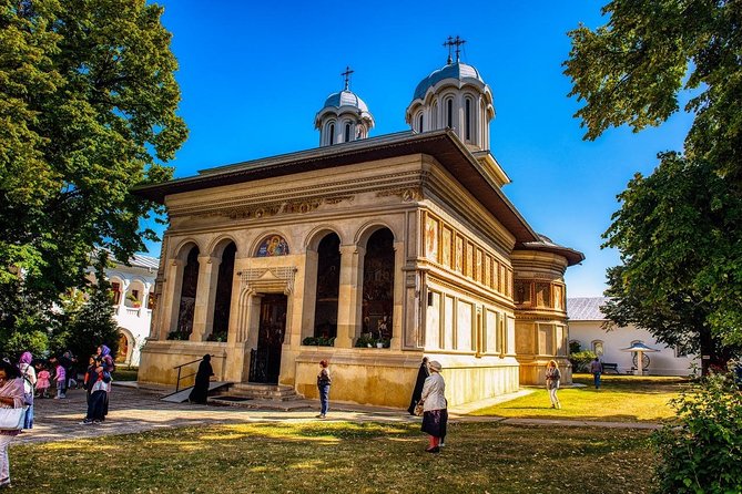 Small Group Tour to Mogosoaia Palace and Snagov Monastery - Booking Details and Cancellation