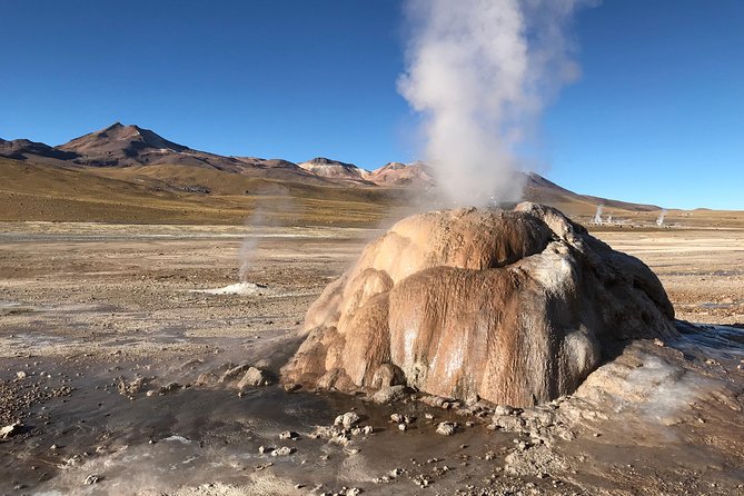 Small-Group Tour to Tatio Geysers Machuca Village & Rio Putana Wetlands - Itinerary and Experience