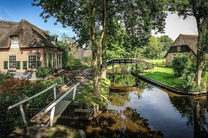 Small-Group Tour to Windmills & Giethoorn With Boat Tour - Tour Schedule and Conditions