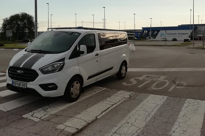 Small-Group Transfer From Trieste City to Trieste Airport - Vehicle and Amenities Details