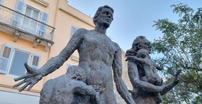 Small Group: Uncover the Untold Stories of WWII in Corfu - Exploring the Jewish Quarter