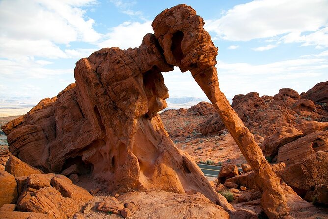 Small Group Valley of Fire Half Day Hiking Tour From Las Vegas - Inclusions and Logistics