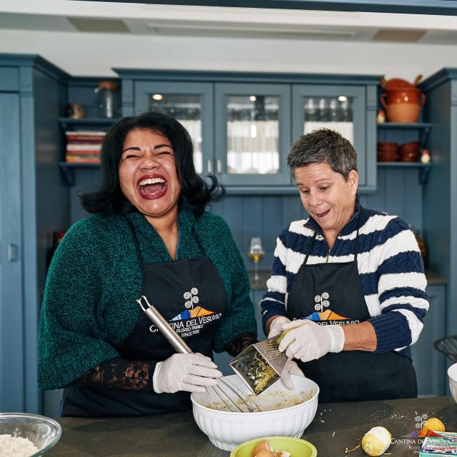 Small Group Vesuvius Cooking Class With Wine Tasting - Experience Highlights