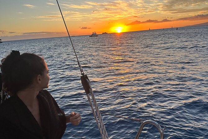 Small Group Waikiki Sunset Sailing Tour - Included/Excluded