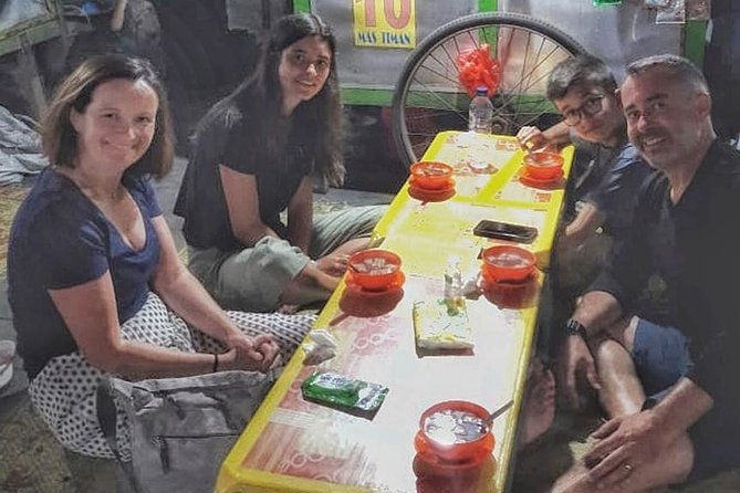 Small-Group Walking and Food Tour by Night in Yogyakarta - Experiencing Alun-Alun Kidul