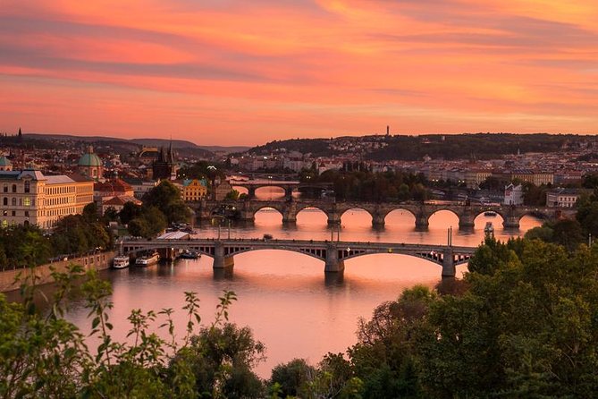 Small-Group Walking Photo Tour of Prague - Photogenic Spots