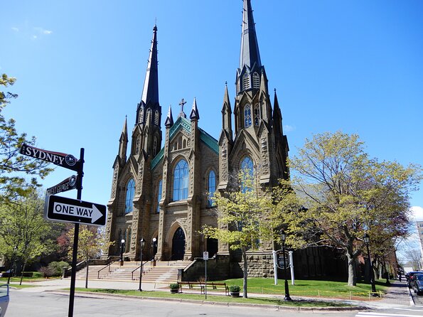 Small Group Walking Tour of Charlottetown Prince Edward Island - Included in the Walking Tour