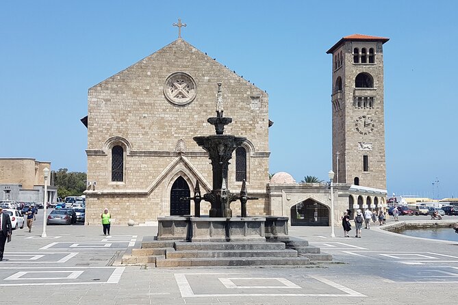 Small Group Walking Tour of Rhodes Old Town From the Cruise Port - Guide Expertise and Personalities
