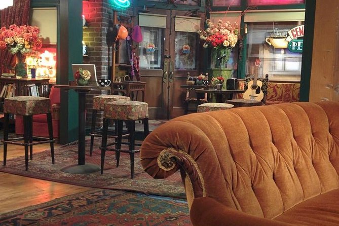 Small-Group Warner Bros and Hollywood Tour From Anaheim - Tour Company and Pricing