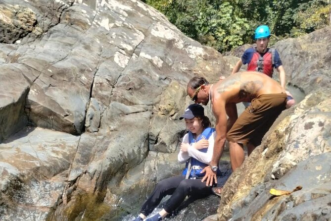 Small-Groups El Yunque Rainforest Tour 8 & 11 Am With Transport - Inclusions and Equipment