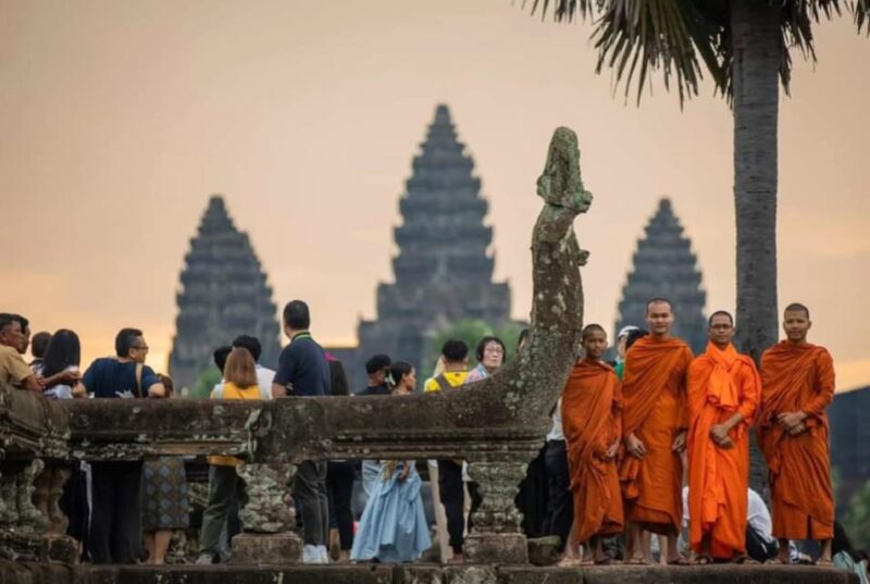 Small Tour Full Day - Small Group Guided Day Tour - Free Cancellation and Refund