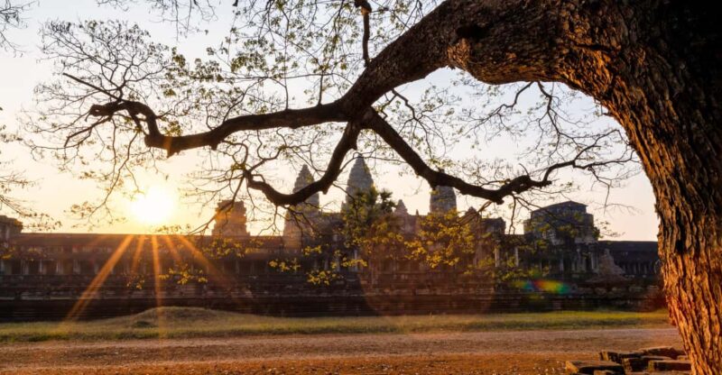 Small Tour Group + Sun Rise 12$ / 1pax - Exclusions