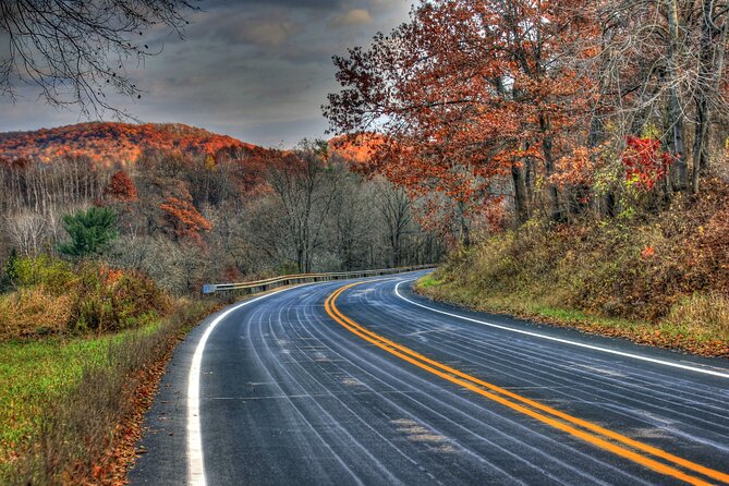 Smartphone Audio Driving Tour Between Wasaga Beach and Toronto - Highlights Along the Route