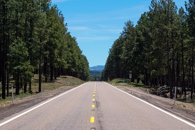 Smartphone Audio Driving Tour Between Wasaga Beach and Toronto - Learning About the Region