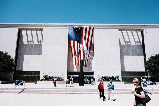 Smithsonian Natural History + American History - Exclusive Tour - Wheelchair Accessibility