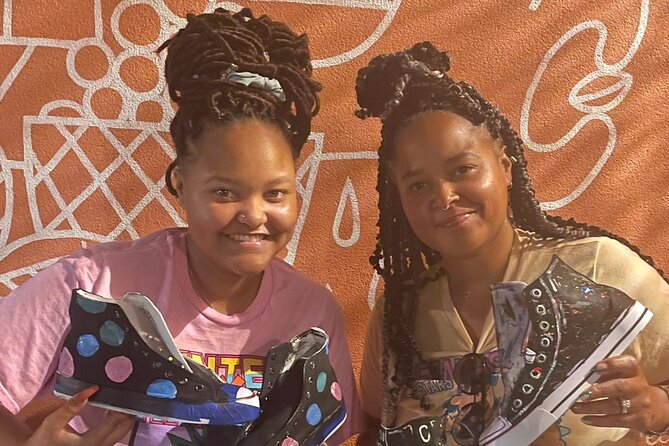 Sneakers Painting Class in Celebration Town - Artistic Expression