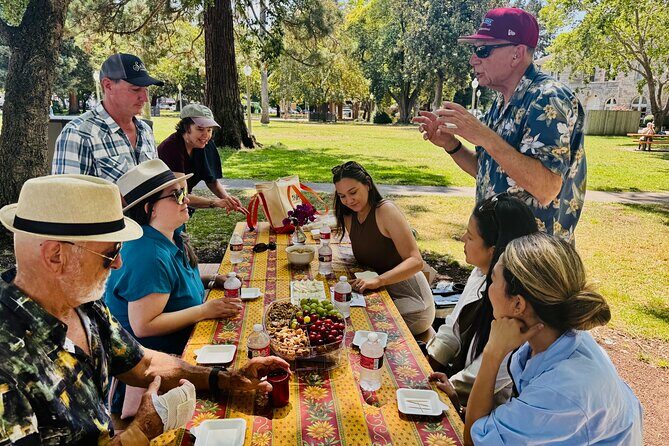 Snob Free Sonoma Plaza Walking Experience - The Reviews Say It All