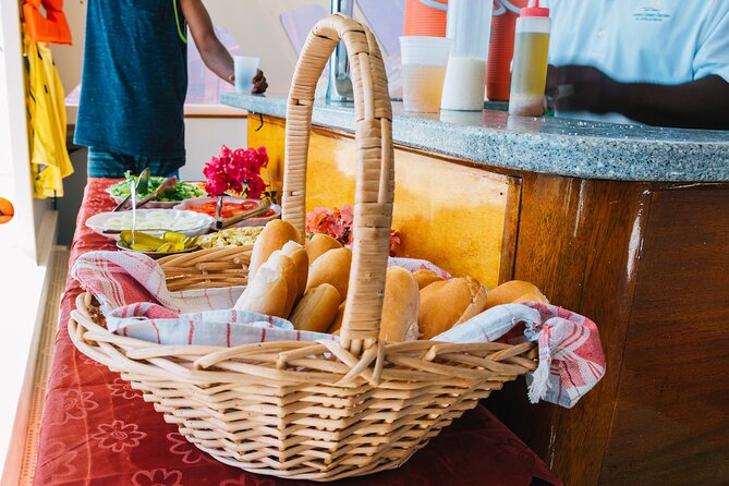 Snorkel Lunch & Lounge: Bluewater or Snorkel and Lunch: Leeward - Customer Reviews and Ratings