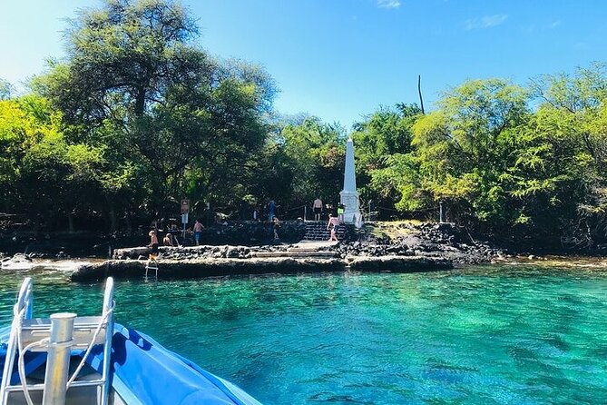 Snorkel on a Navy Boat in Kealakekua Bay Reef - Accessibility and Restrictions