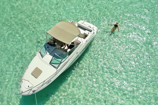 Snorkel & Sandbar on Private Searay Yacht 25ft in Cap Cana Marina ,Punta Cana - About Your Stay