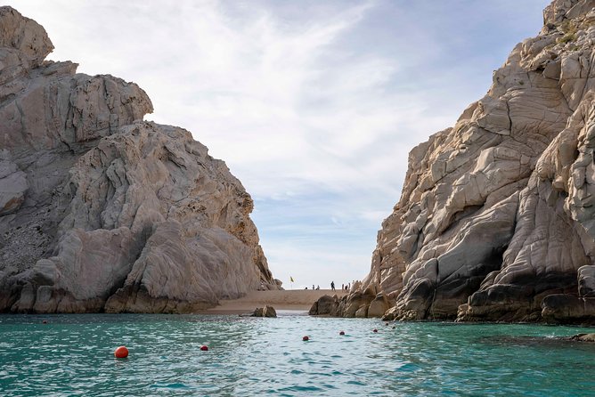 Snorkel Tour to Pelican Rock by Glass-Bottom Boat With Souvenir Photos - Inclusions and Tour Details