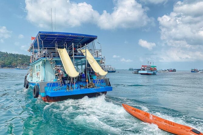 Snorkel Trip to Koh Nangyuan and Bays of Koh Tao By The Oxygen - Boat and Crew Information
