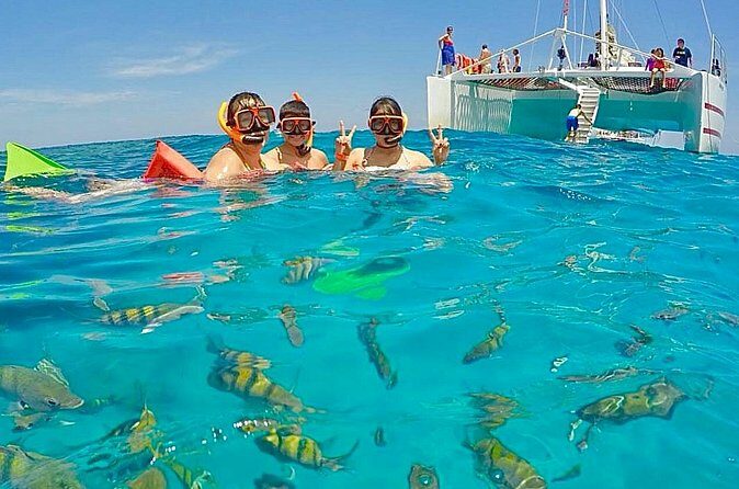 Snorkeling and Shopping in Montego Bay with Hotel pickup - FAQs