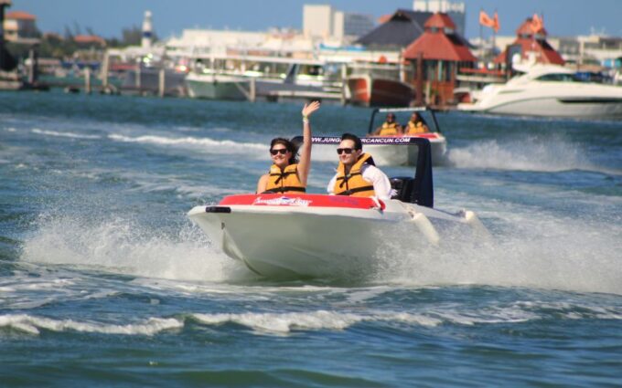 Snorkeling and Speed Boat Tour - Boat Specifications