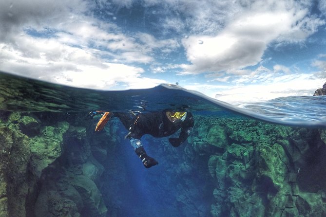 Snorkeling Between Continents in Silfra With Photos Included - Meeting Point and Pickup
