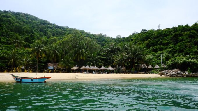 Snorkeling Cham Island: Snorkeling Tour by Speed Boat - Snorkeling Experience