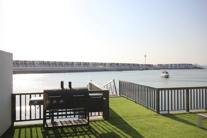Snorkeling With Turtles in Fujairah With Transfer & BBQ Lunch - Requirements